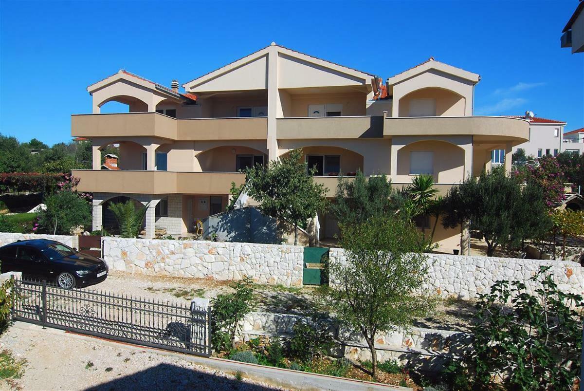 דירות Zečevo Apartman Luca מראה חיצוני תמונה