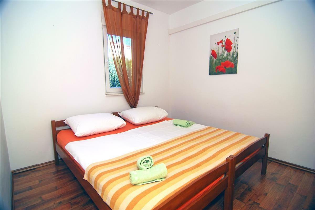 דירות Zečevo Apartman Luca מראה חיצוני תמונה